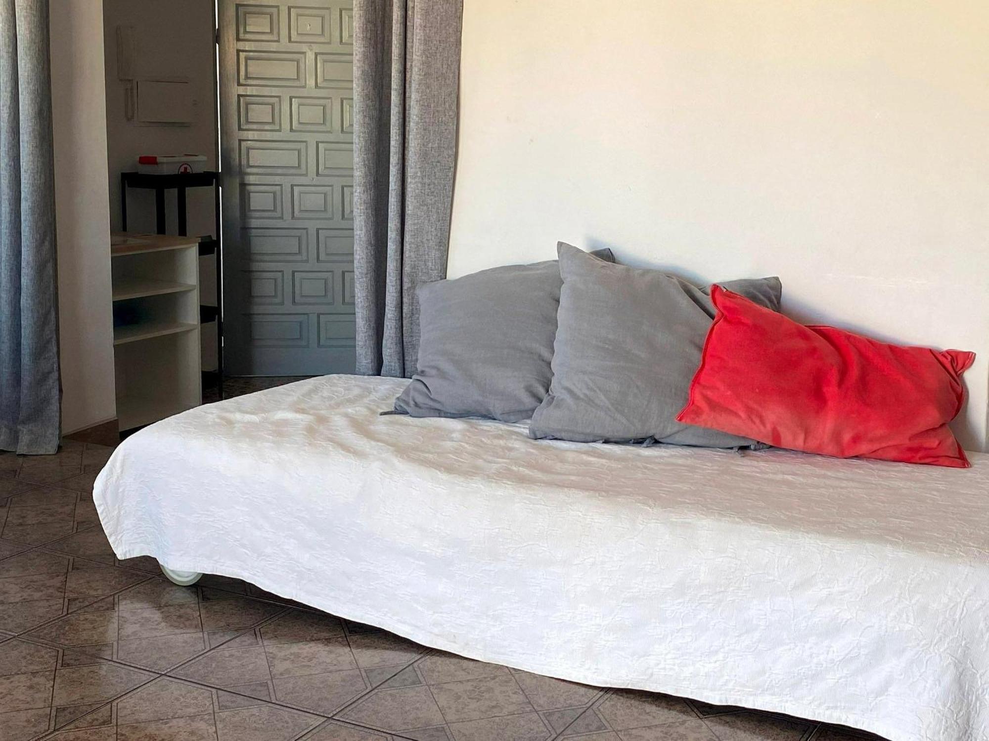Centrico Atico Apt 100M2 Patio Альмуньекар Экстерьер фото